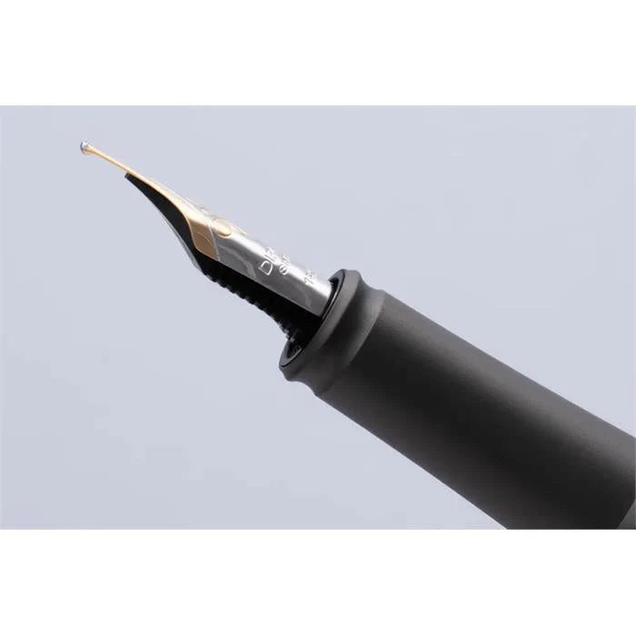 Diplomat Fountain Pen Aero 14Ct Nib High End Executive Pen 2 Styles 4 Nib Sizes
