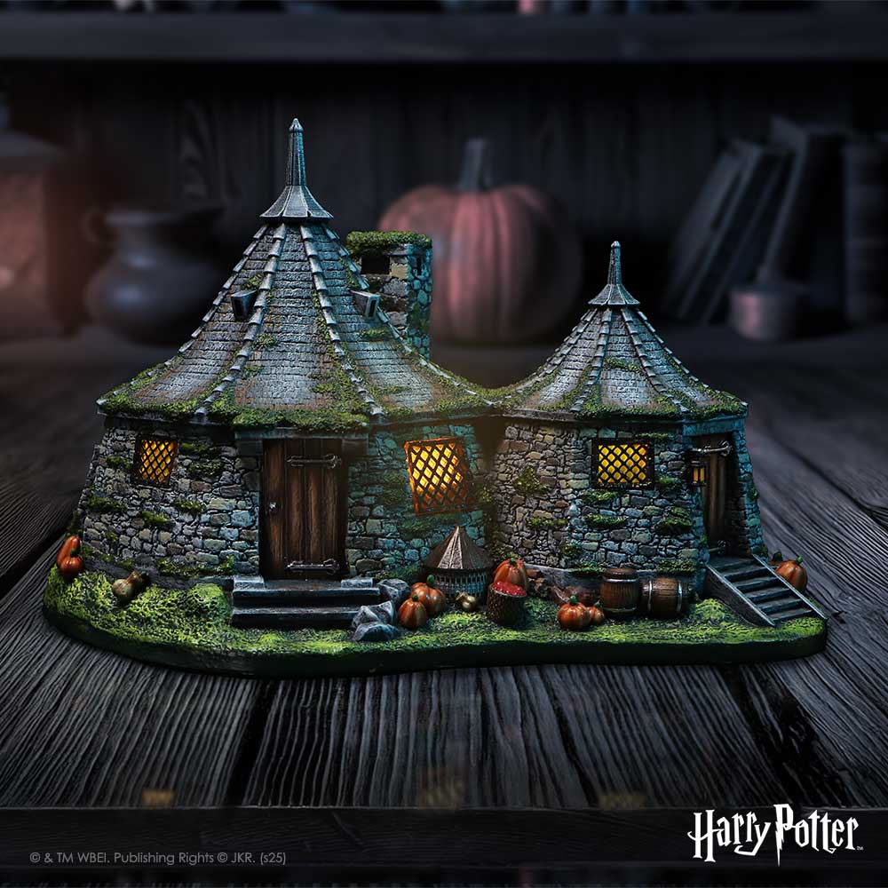 Harry Potter Hagrids Hut Light up Figurine 20cm